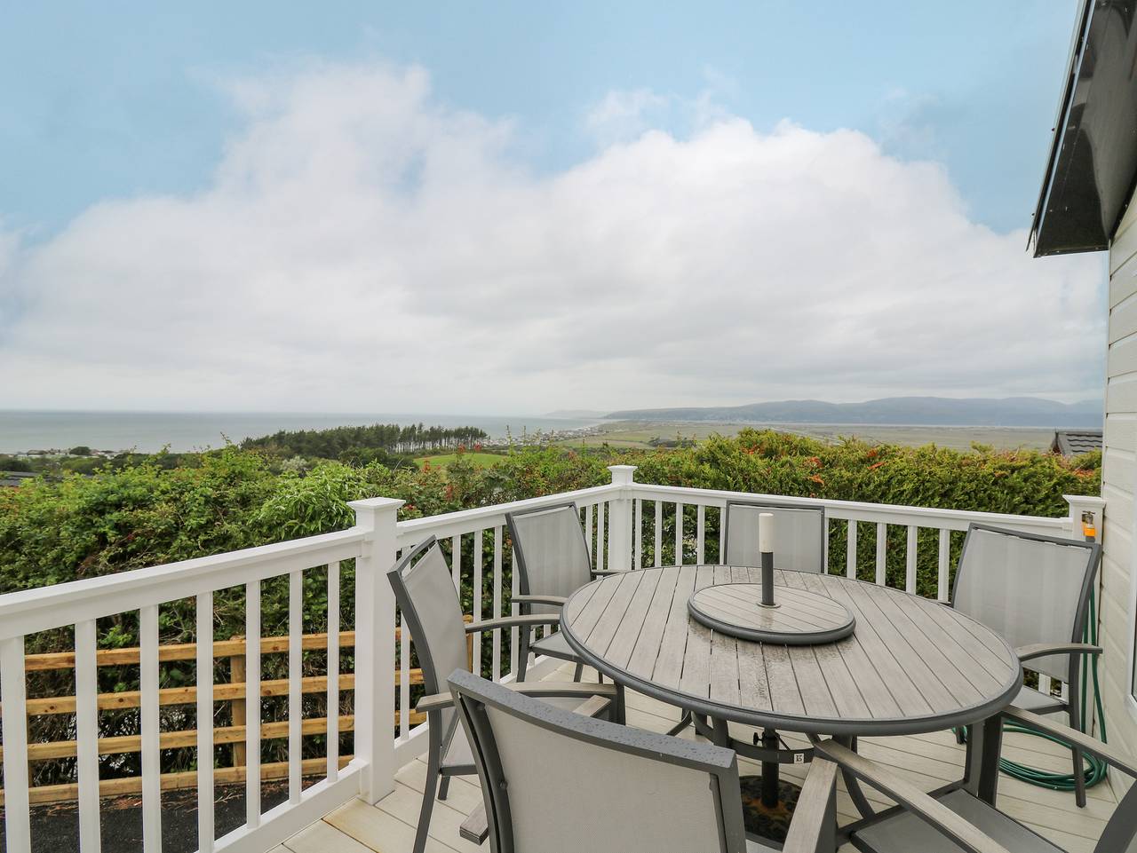 Platinum Lodge in Borth, Cardigan Bay