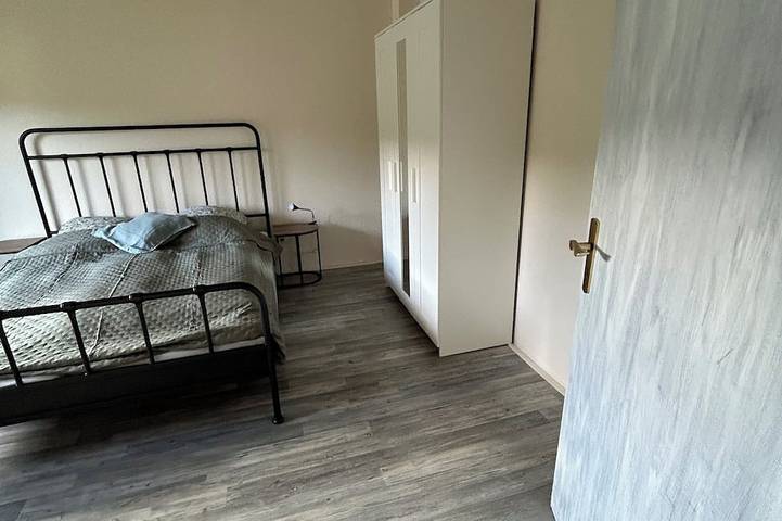 Ganze Wohnung, Gemütliche Ferienwohnung direkt an der Autobahnauffahrt in Freudenberg (Siegerland), Kreis Siegen-Wittgenstein