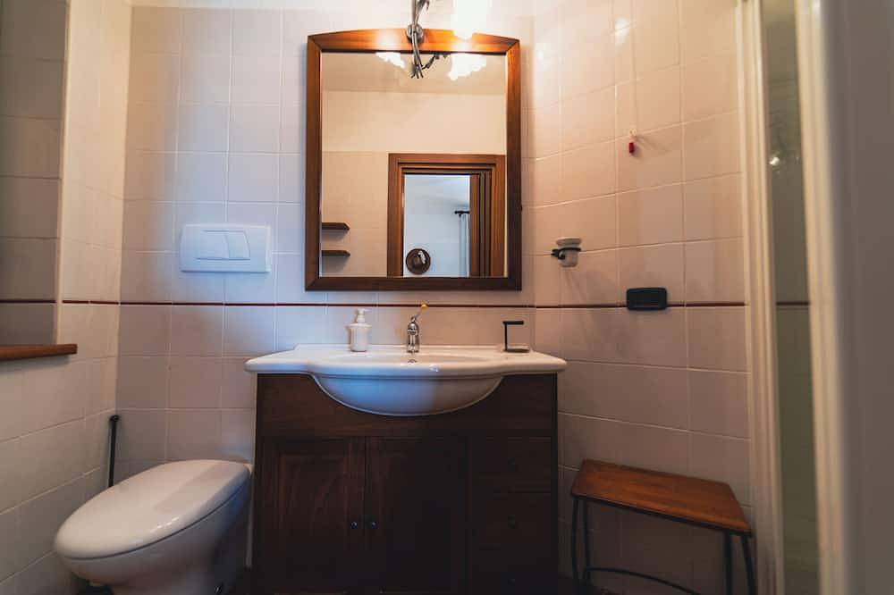 Villa Angela with pool and sea view in Ispani, Cilento