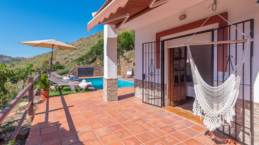 Finca für 6 Personen, mit Balkon/Terrasse und Pool in Cómpeta - 3
