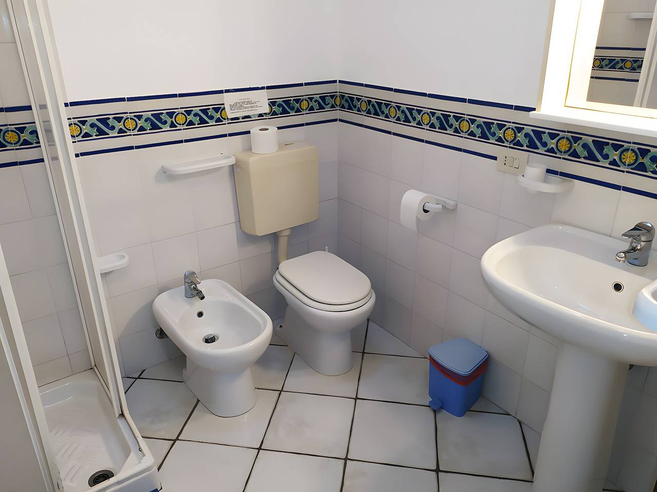 Appartement entier, Appartement "Ginostra" dans villa avec vue mer, Wi-Fi et climatisation in Lipari