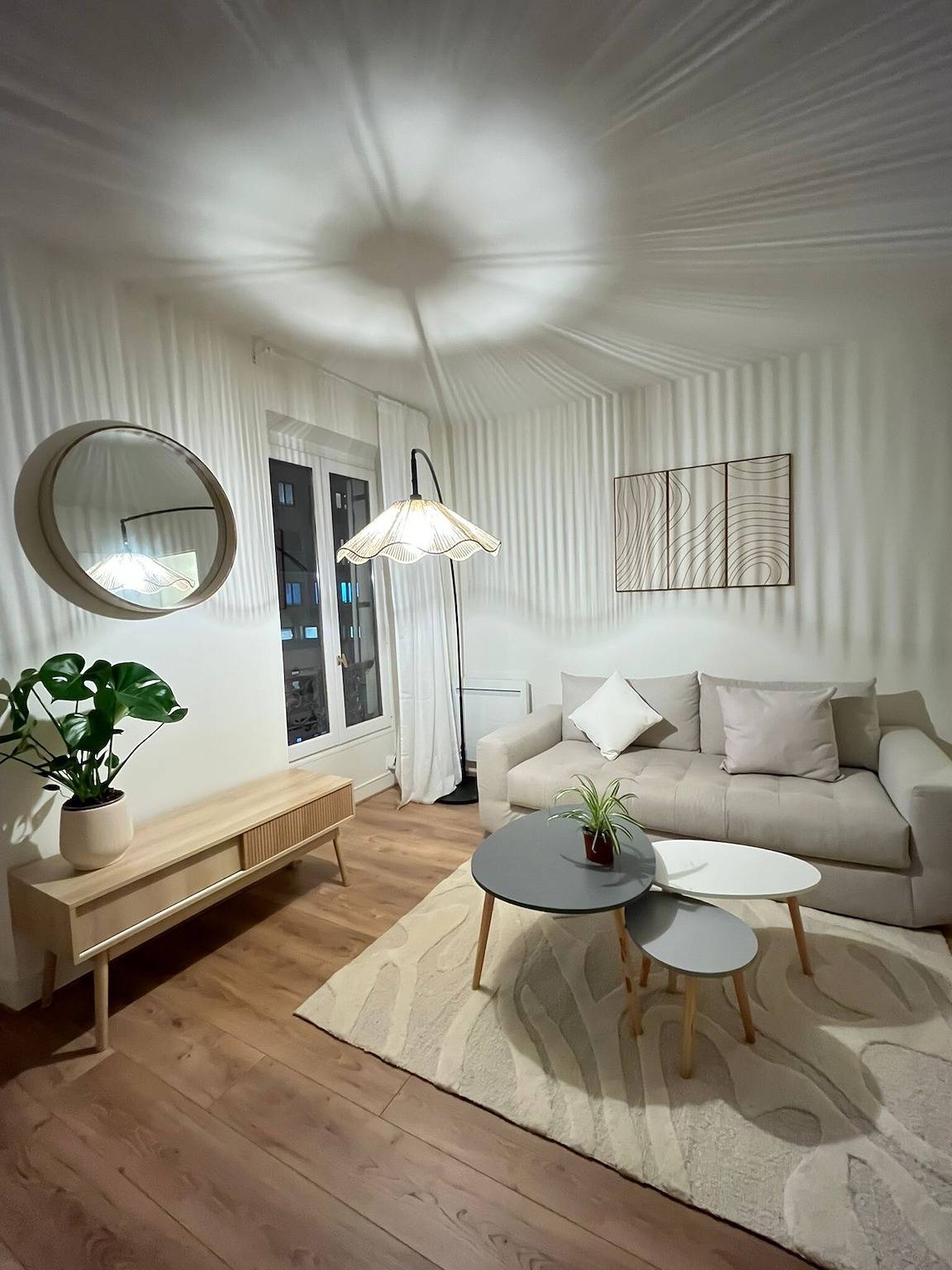 Appartamento intero, T2 accogliente e luminoso vicino alla Torre Eiffel, rue de Lourmel, Parigi 15 in Torre Eiffel, Parigi