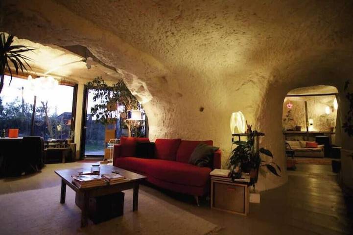 Maison troglodyte contemporaine in Saint-Étienne-de-Chigny, Région de Tours