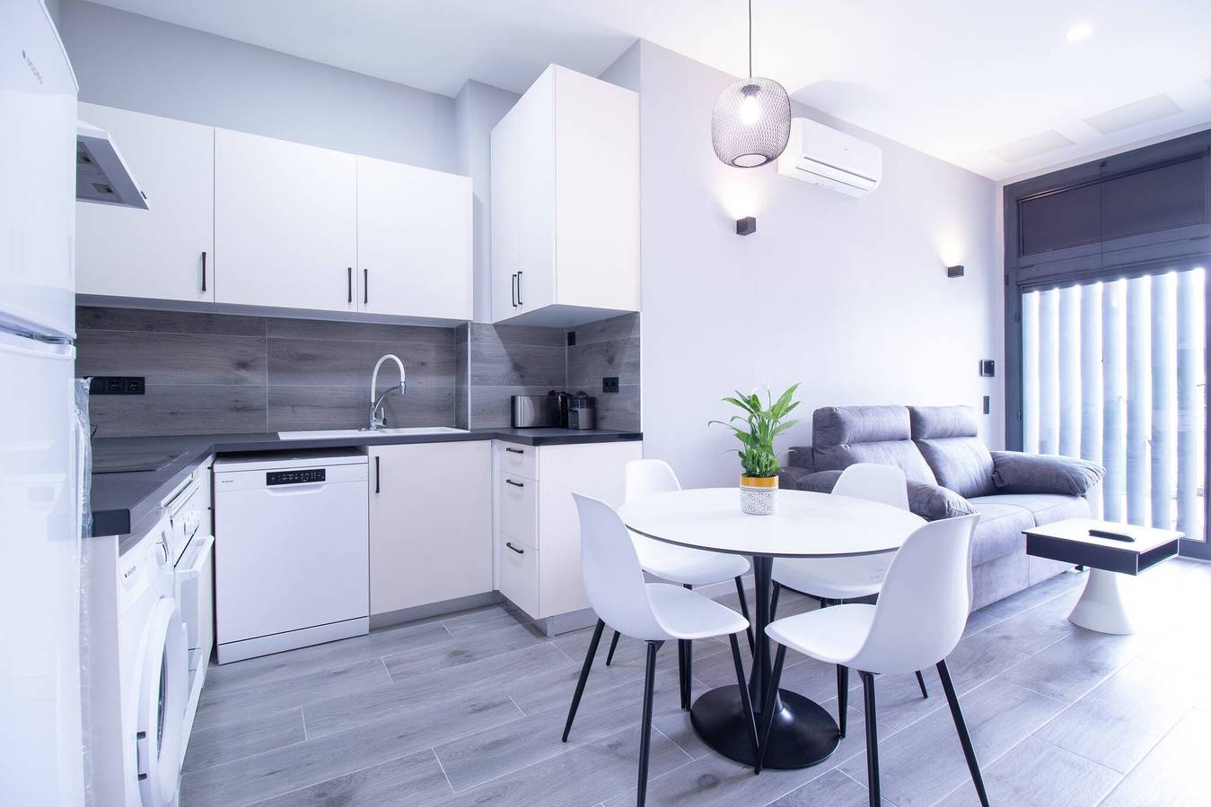 Estudio entero, Estudio para 4 personas in Algiros, Valencia