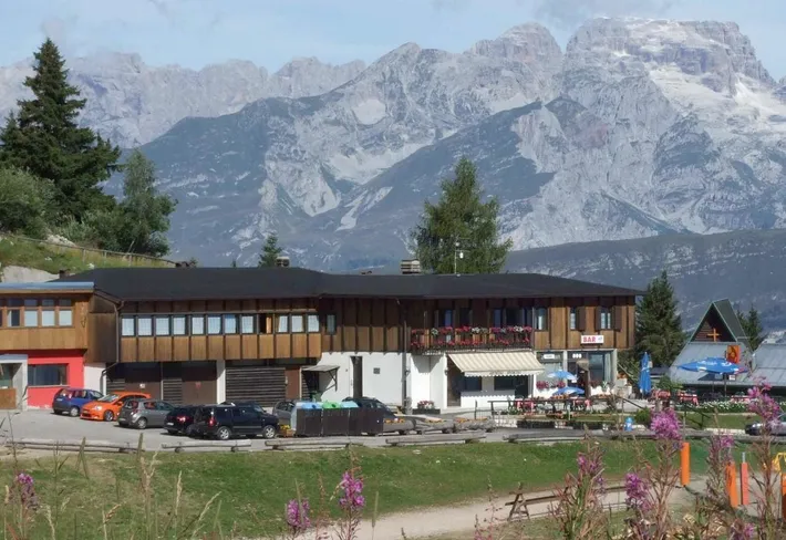 Apartmenthotel für 4 Personen, mit Garten und Ausblick - 1