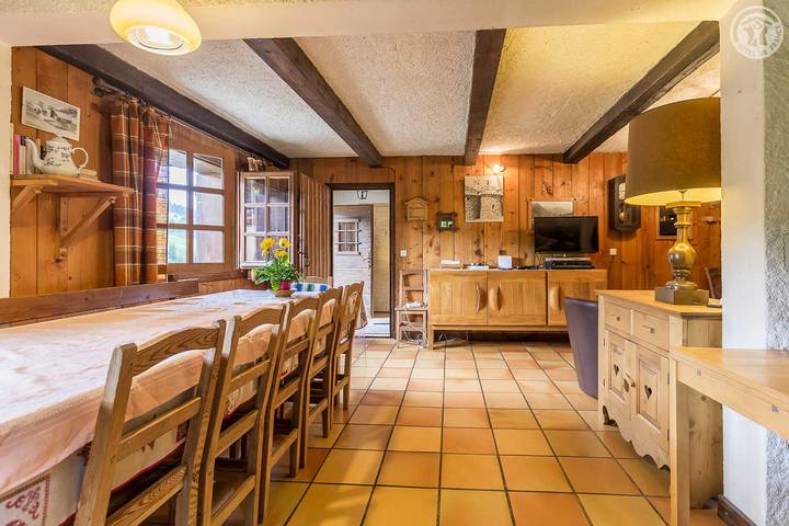 Gîte pour 6 personnes, avec jardin et terrasse, animaux acceptés à Notre-Dame-de-Bellecombe - 3