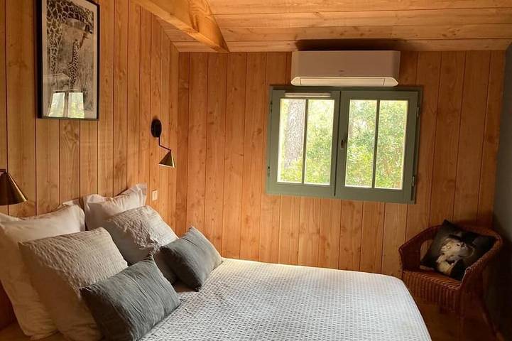 Charming wooden house with all comforts close to Plage des Américains Cap Ferret in Lège-Cap-Ferret, Arcachon und Umgebung