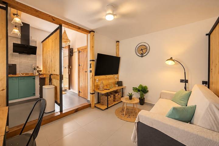 Hel lägenhet, Apartment 'Nova Lux Vejer - Historic Center' with Mountain View, Wi-Fi and Air Conditioning in Vejer de la Frontera, Costa de la Luz