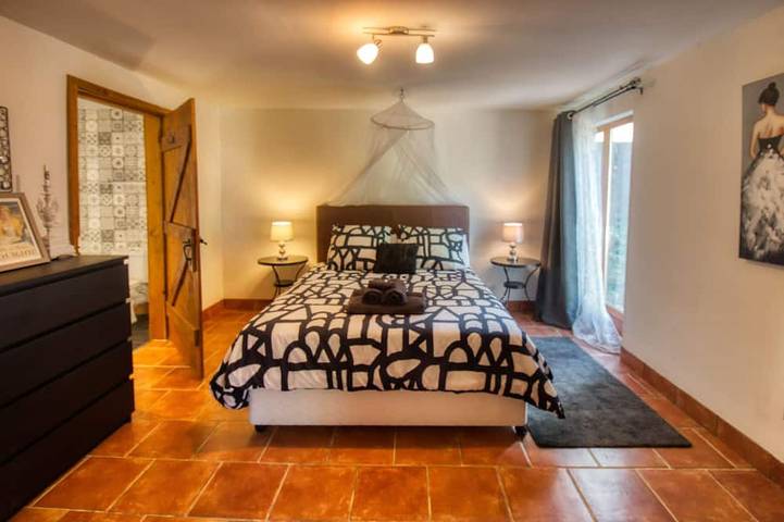 Location de vacances pour 12 personnes, avec jardin, animaux acceptés à Saint-Martin-de-Gurson - 2