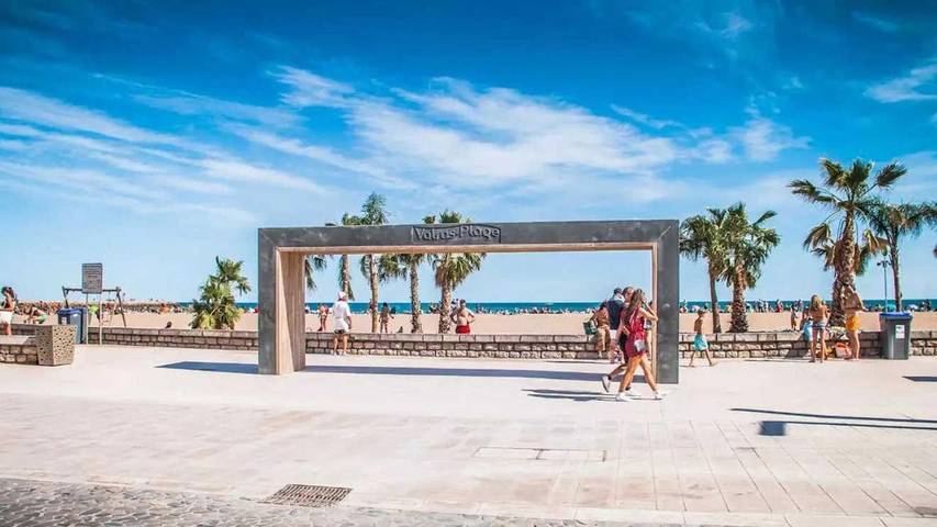 Gîte pour 3 personnes, avec vue et terrasse dans Casino de Valras Plage