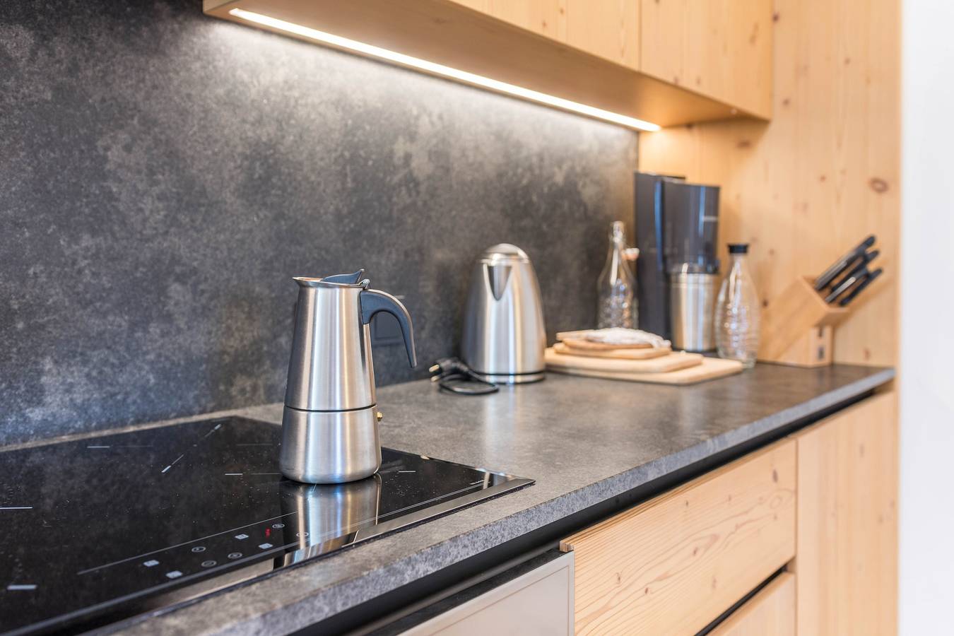 Appartamento intero, Appartamento Vacanze Hatzeshof-Alpenglück con Vista Montagna, Wi-Fi, Balcone e Giardino in Ceves - Tschöfas, Laion