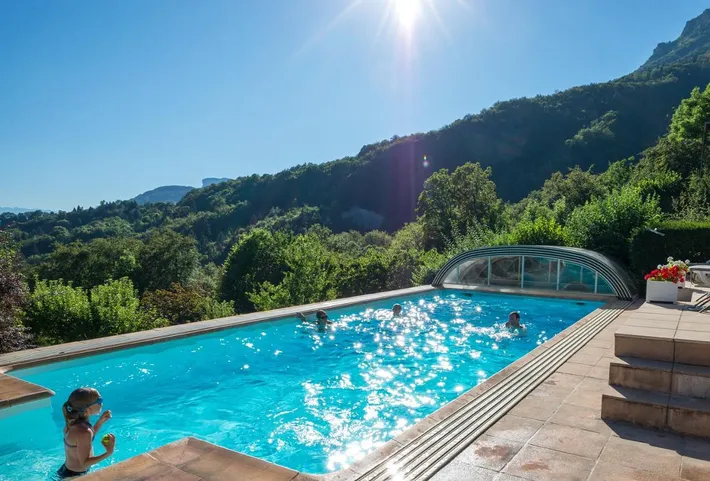 Casa rural para 3 personas, con terraza y vistas además de piscina y sauna, Se admiten mascotas - 1