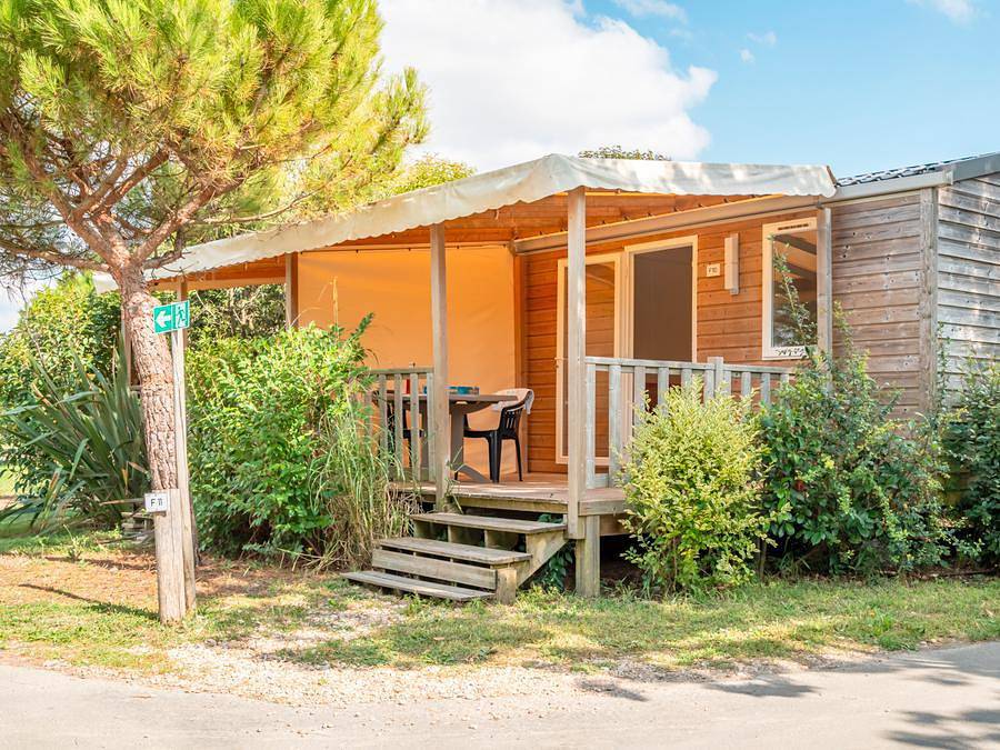 Camping Paradis Au port de l'houmeau. - Mobilhome 2 personas - Casa móvil adosada de 1 dormitorio para 2 personas in L'Houmeau, Región de La Rochelle