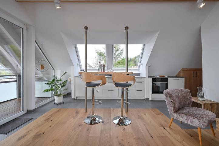 Ferienwohnung für 2 Personen, mit Balkon und Seeblick sowie Ausblick in Königswinkel - 2