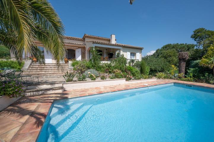 Villa pour 10 personnes, avec terrasse et jardin à Sainte-Maxime