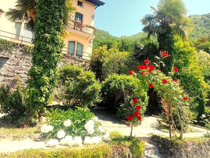 Villa per 2 persone, con giardino e panorama nonché vista lago sul Lago di Como