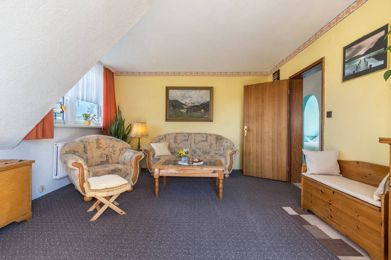 Appartement entier, Appartement 'Am Ps Speicher' avec balcon et Wi-Fi in Einbeck, Wesergebirge