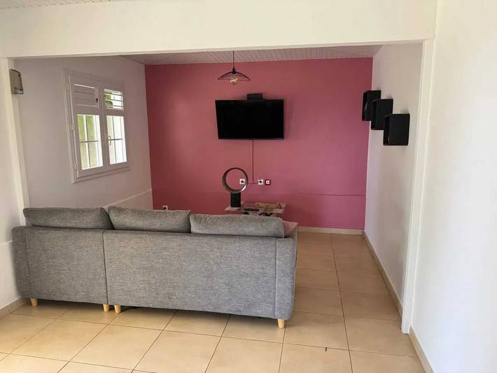 Location de vacances pour 4 personnes, avec piscine et jardin à Rivière-Salée - 4