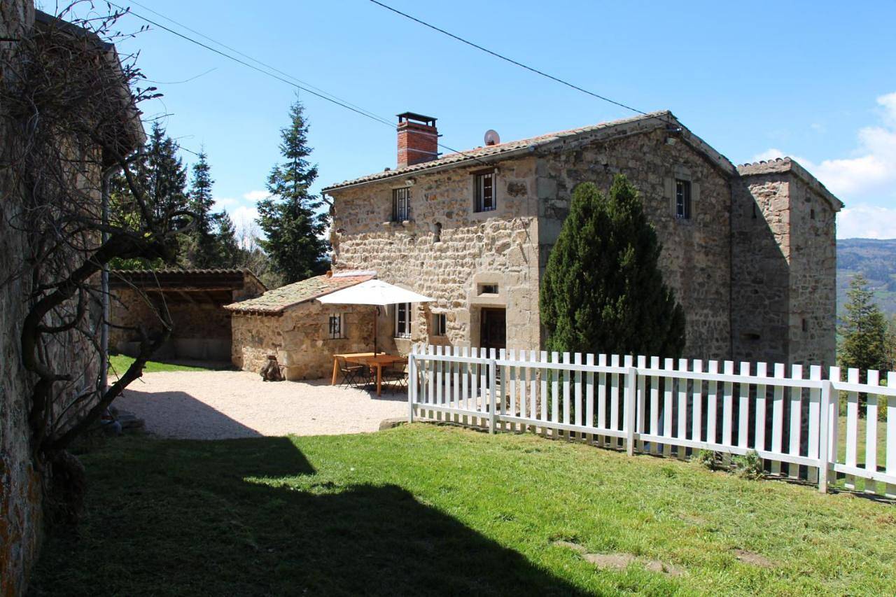 Hameau Bechetoille in Burdignes, Parc Naturel Régional du Pilat