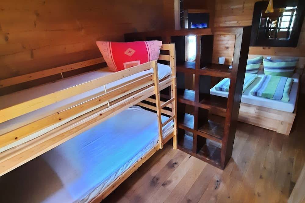 Apartamento inteiro, Vacation apartment Hüttenzauber in the middle of the Bavarian Forest National Park in Lindberg, Baviera Oriental