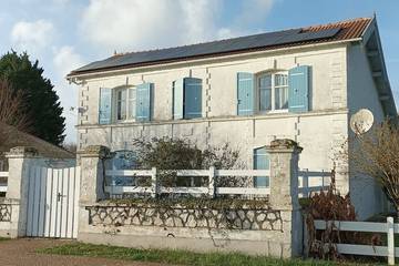 Gîte pour 15 personnes, avec jardin à Saint-Germain-du-Seudre