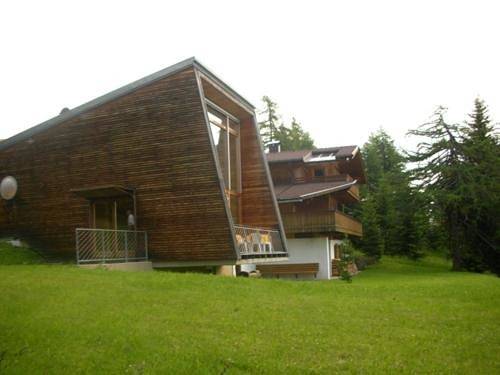 Ferienhaus für 4 Personen, mit Balkon und Terrasse sowie Garten und Ausblick