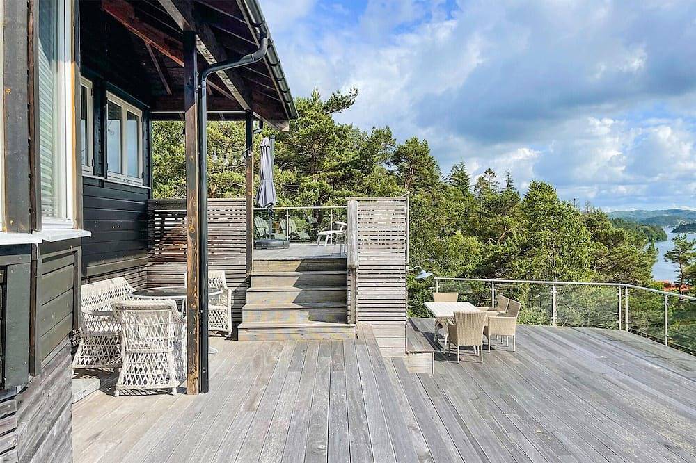 Awesome home in Førde i Hordaland with Wifi in Sveio