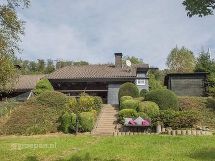 Villa für 6 Personen, mit Terrasse