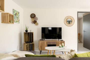 Gîte pour 4 personnes, avec vue et jardin à Irigny