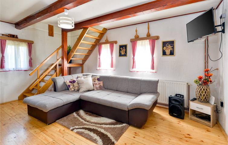  Geräumige 199 m² große Wohnung mit Pool, WLAN, Klimaanlage und Parkplatz in Bedenica, Zagreb und Umgebung