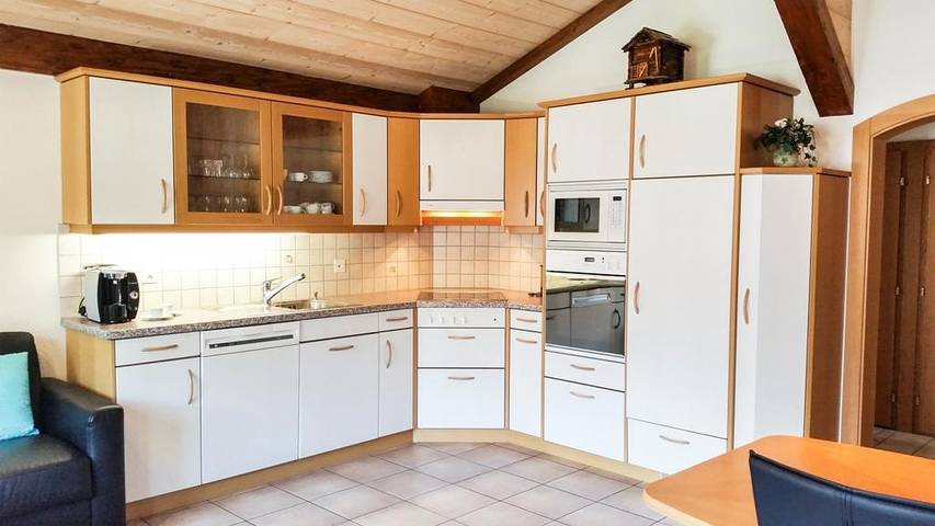 Gîte pour 6 personnes, avec balcon à Saas-Grund - 2