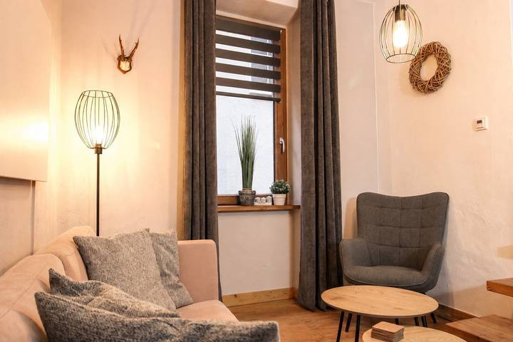 Holiday Home 'Moselle at Your Door – Cellar Bar' with Terrace and Wi-Fi in Merl, Zell (Mosel)