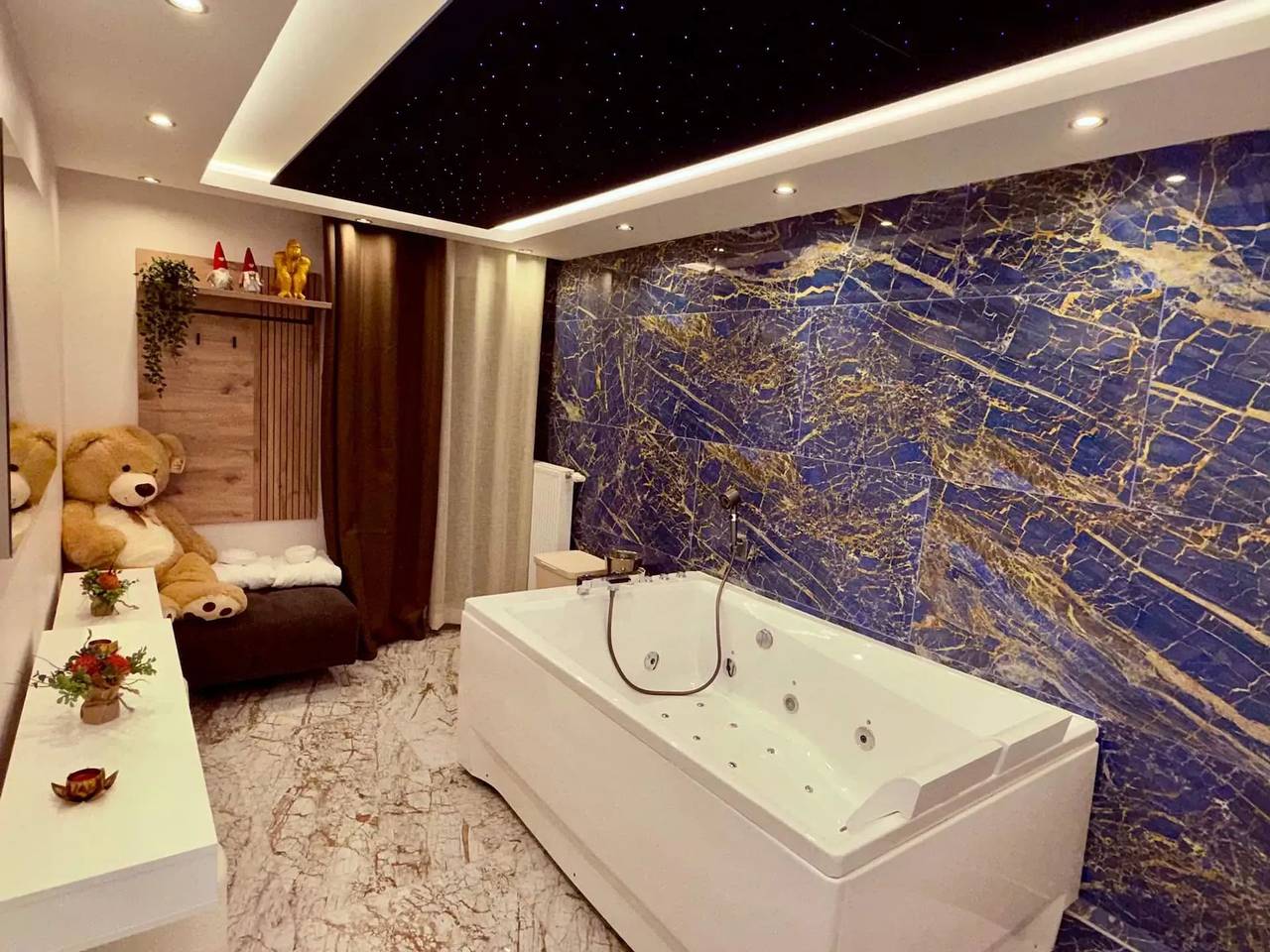 Apartamento entero, Apartamento de tres habitaciones con jacuzzi en Schiltigheim in Schiltigheim, Región de Estrasburgo