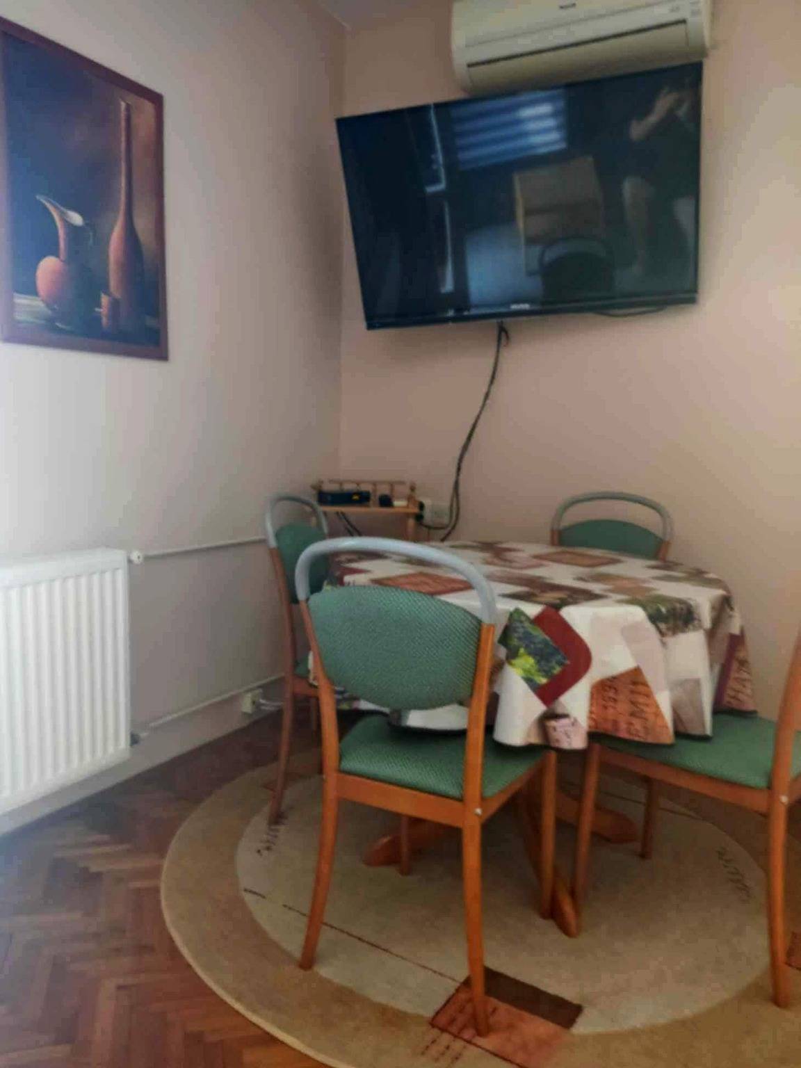Ganze Wohnung, 1-Zimmer-Ferienwohnung mit Terrasse und Meerblick Barbat, Rab A-24932-a in Barbat na Rabu, Rab