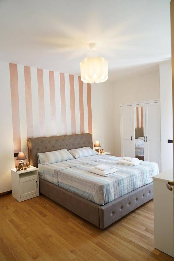 Ferienwohnung für 6 Personen, mit Terrasse und Garten sowie Ausblick
