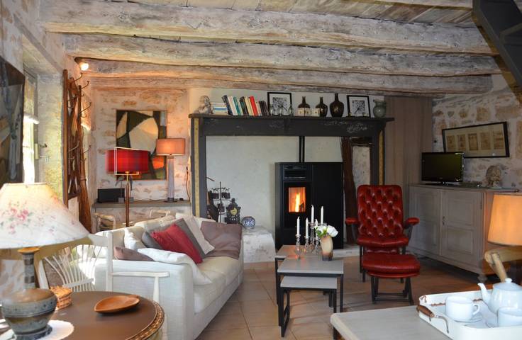 Gîte pour 2 personnes, avec terrasse ainsi que piscine et jardin à Saint-Denis-lès-Martel - 3