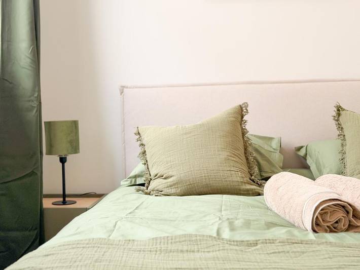 Location de vacances pour 8 personnes, avec jardin ainsi que piscine et jacuzzi à Talant - 3