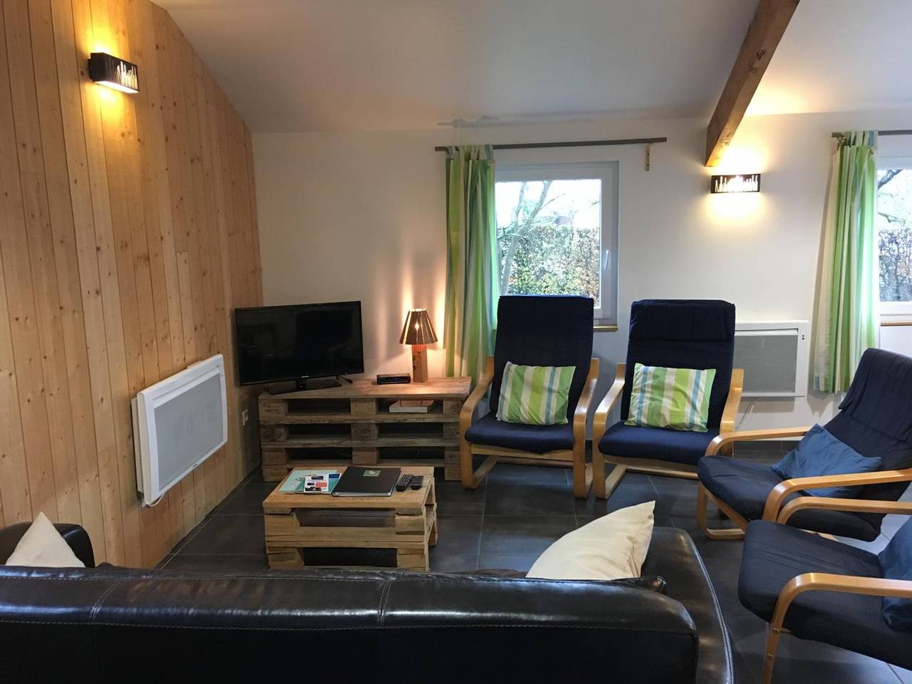 Gîte paisible à la frontière belge - 7 pers. in Saint-Waast, Avesnes-sur-Helpe