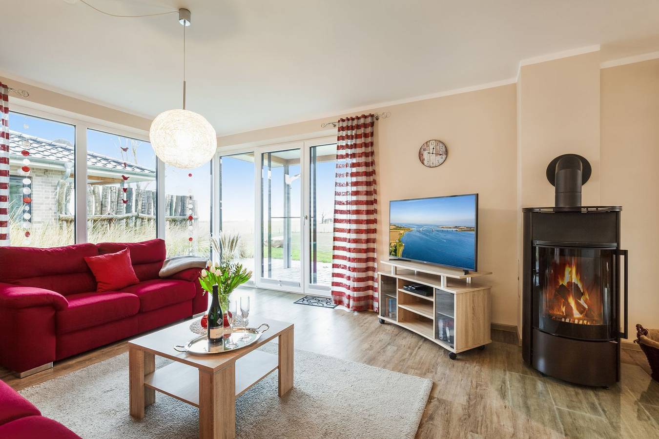 "Entspannung und Natur erleben: Ihr Luxus-Wellness-Bungalow an der Ostsee!" in Klausdorf, Fehmarn