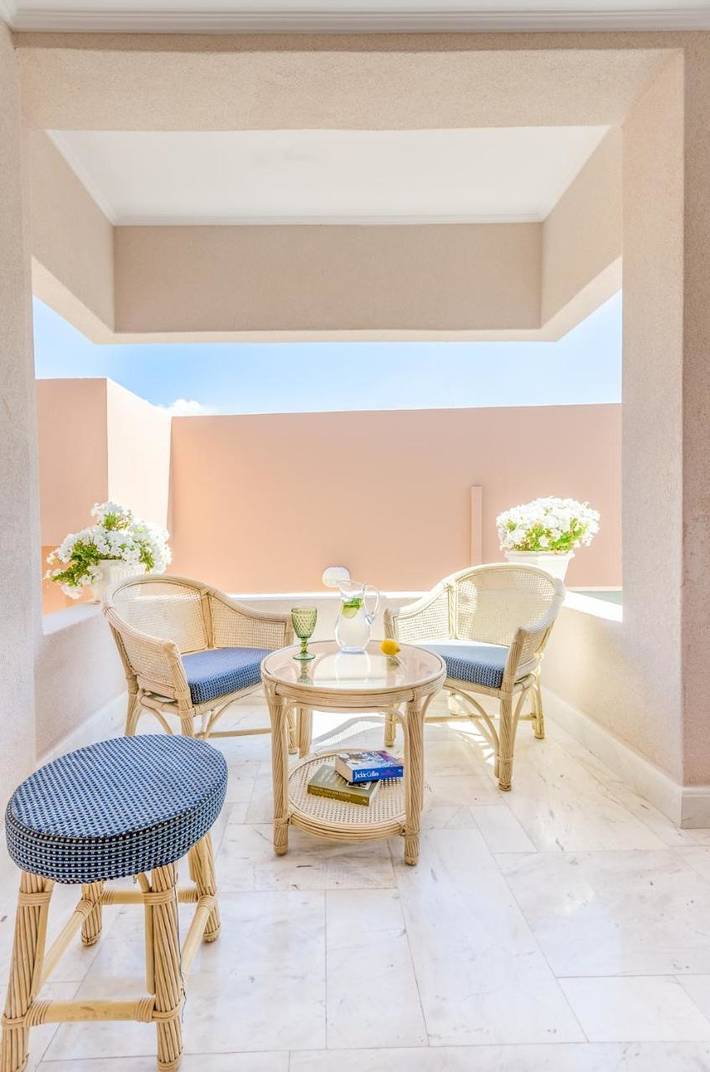 Hôtel pour 2 personnes, avec piscine ainsi que jardin et jacuzzi dans Malia - 4