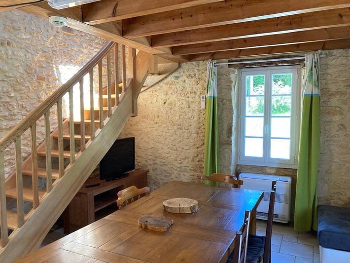 Location de vacances pour 4 personnes, avec vue et jardin à Alles-sur-Dordogne - 4