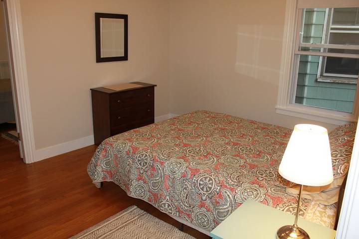 Vacation rental for 8 people, with terrace in Portland (ME)