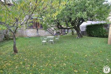 Gîte pour 6 personnes, avec balcon et jardin dans l' Ain