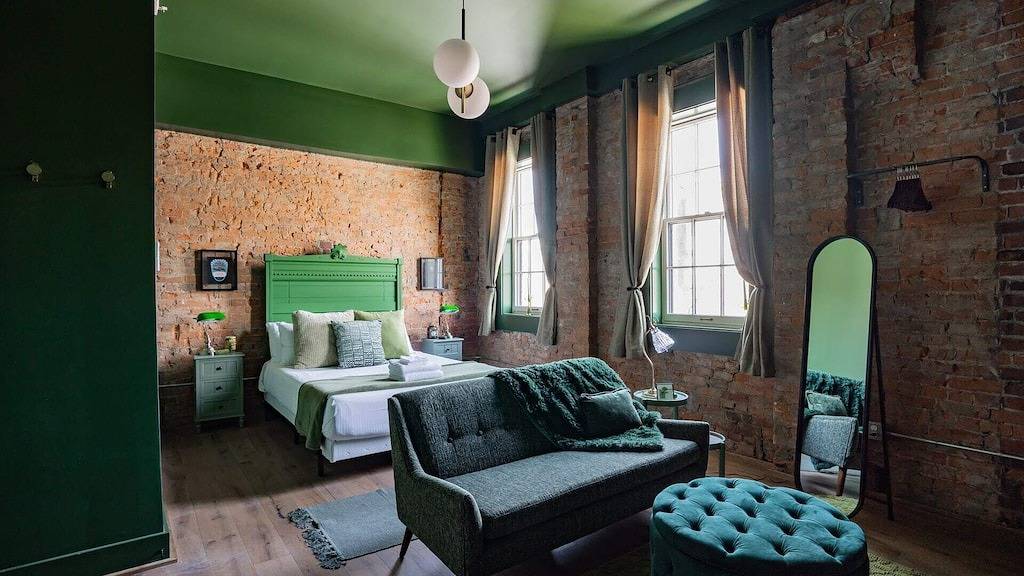 Ganze Wohnung, Pickle Factory Hotel—2Br Near Stadiums & Downtown in Kenton County