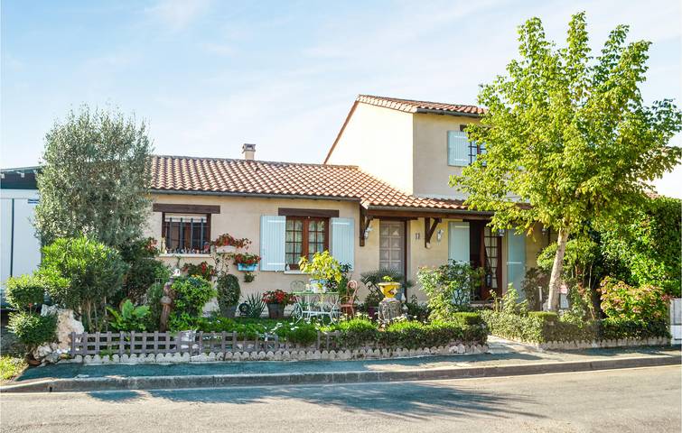 Maison de vacances pour 6 personnes, avec Terrasse dans Périgord Pourpre