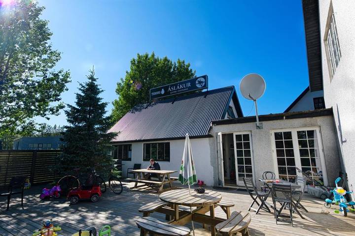 Hôtel pour 3 personnes, avec Jacuzzi ainsi que Terrasse et Jardin à Mosfellsbær - 3
