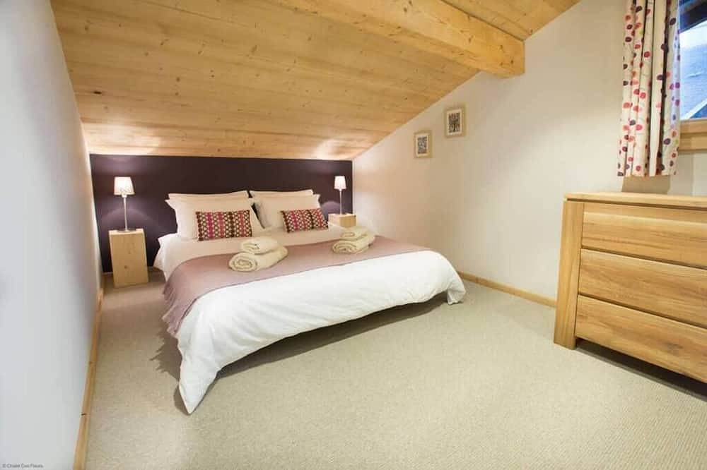Ganze Wohnung, Renovierte Wohnung 5 Minuten mit dem Auto von den Skiliften für Avoriaz & Morzine. in Montriond, Les Portes du Soleil