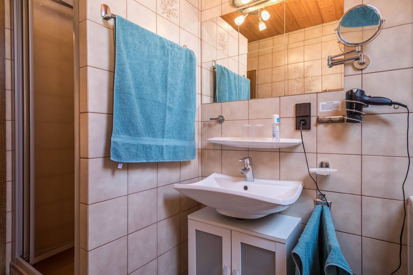 Vakantiewoning 'Monika Haug' met uitzicht op het meer, bergzicht, wifi, balkon & tuin, foto 10