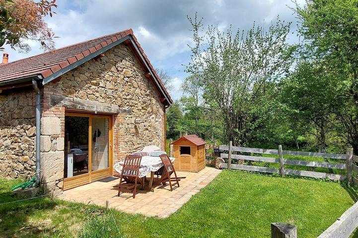 Chalet pour 4 personnes, avec jardin et terrasse
