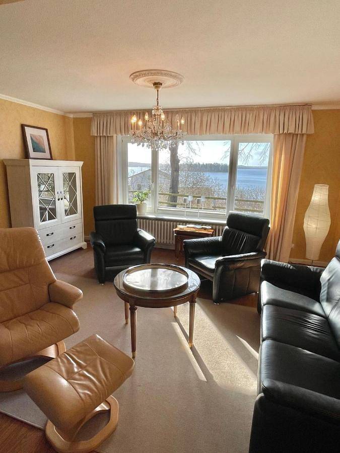 Ferienwohnung für 6 Personen, mit Balkon und Terrasse sowie Garten und Ausblick in Plön - 3